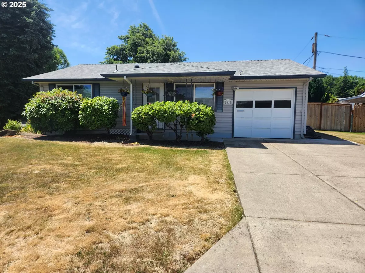 Woodburn, OR 97071,2237 UMPQUA RD