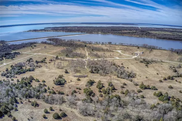 191 Lago Vista Drive,  East Tawakoni,  TX 75472