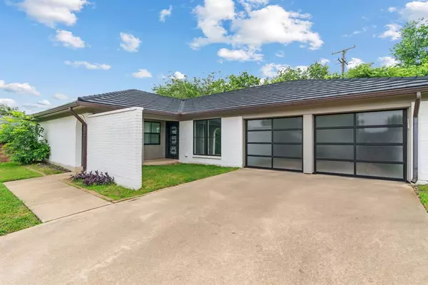 Fort Worth, TX 76133,5225 Fallworth Court