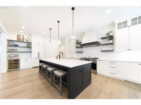 West Linn, OR 97068,1931 13TH ST