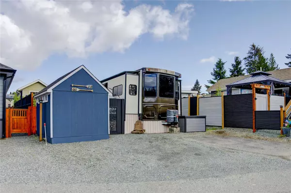 2115 Henderson Lake Way, Nanaimo, BC V9R 6X7