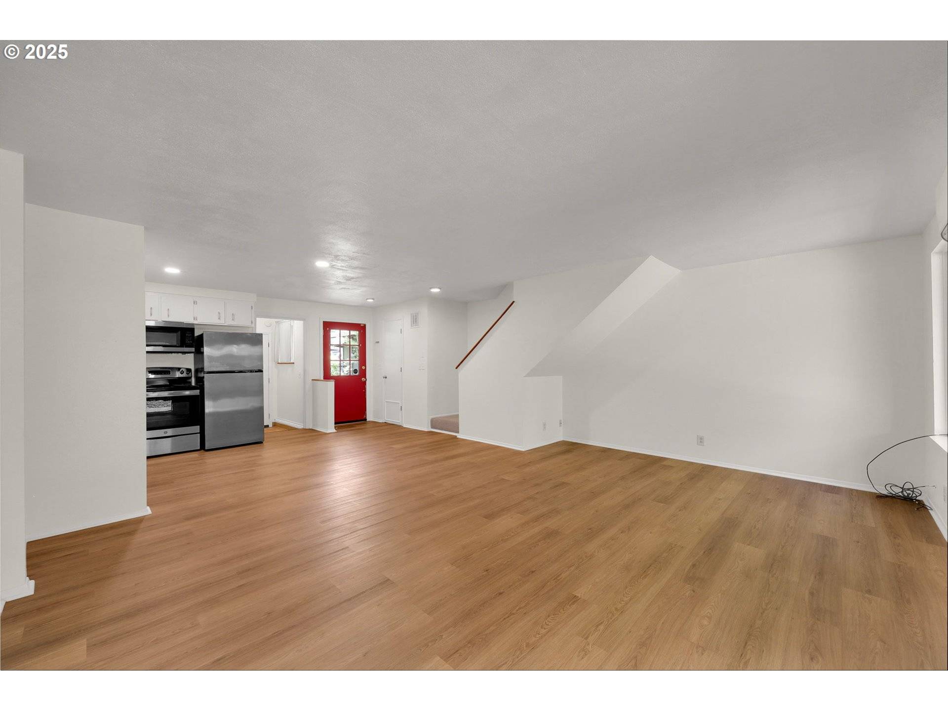 Eugene, OR 97402,1308 QUAKER ST