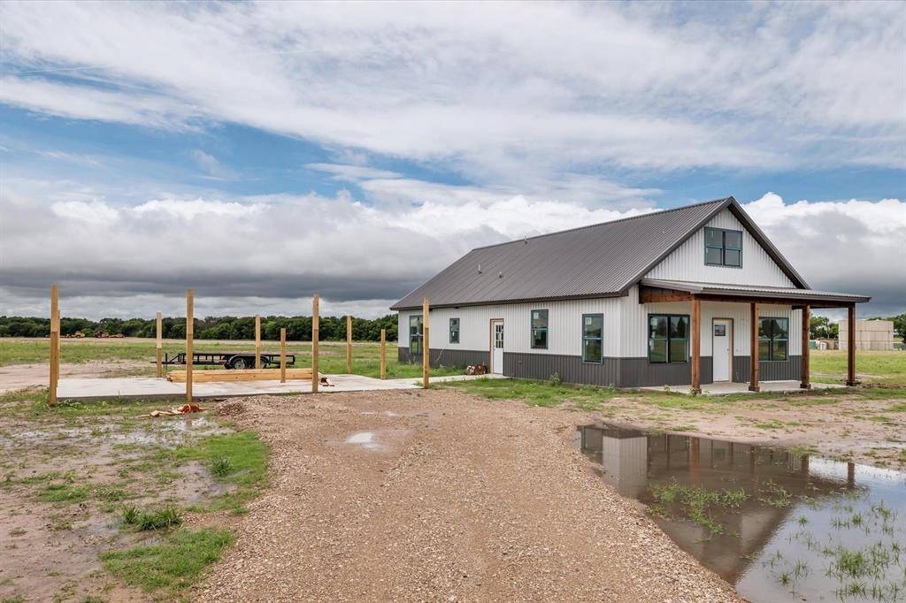 Elm Mott, TX 76640,234 S Baese Road
