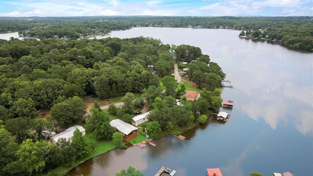 Murchison, TX 75778,200 Dogwood Trail