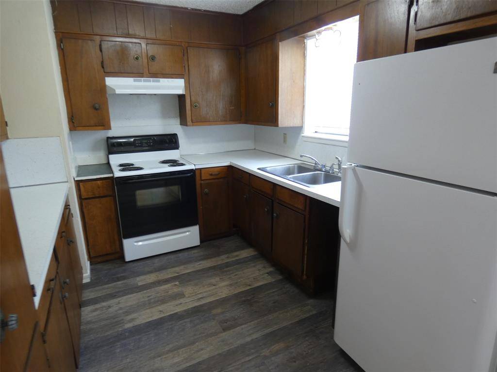 Merkel, TX 79536,1521 Heath