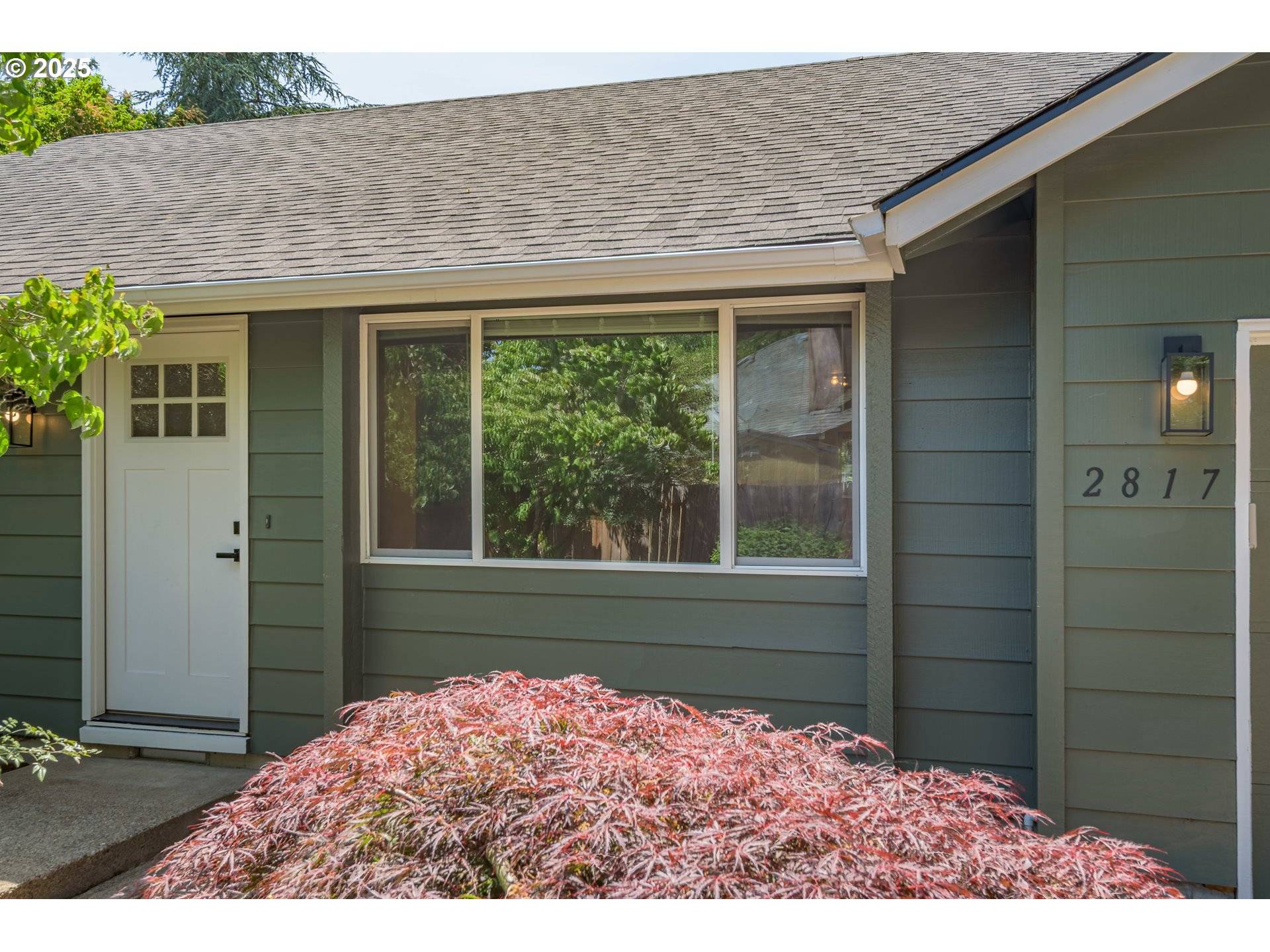 Eugene, OR 97408,2817 APPLEWOOD LN