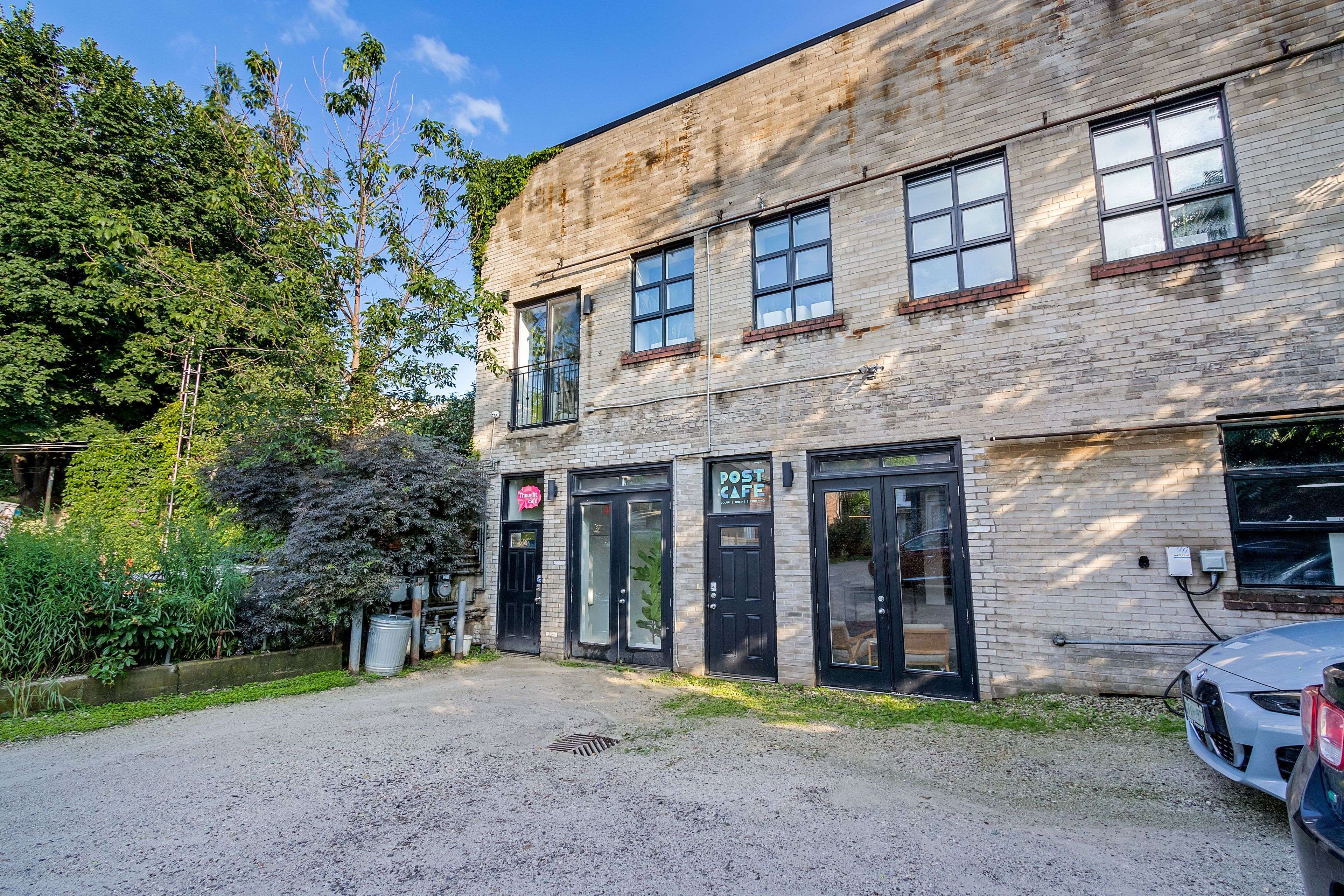 Toronto C01, ON M6J 1C1,80 Mitchell AVE #3