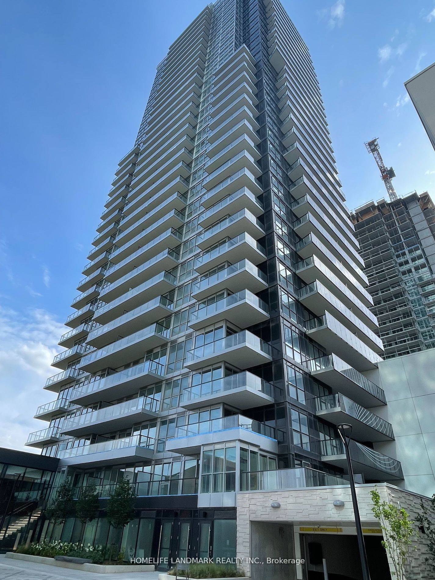 85 Mcmahon DR #1203, Toronto C15, ON M2K 0H1
