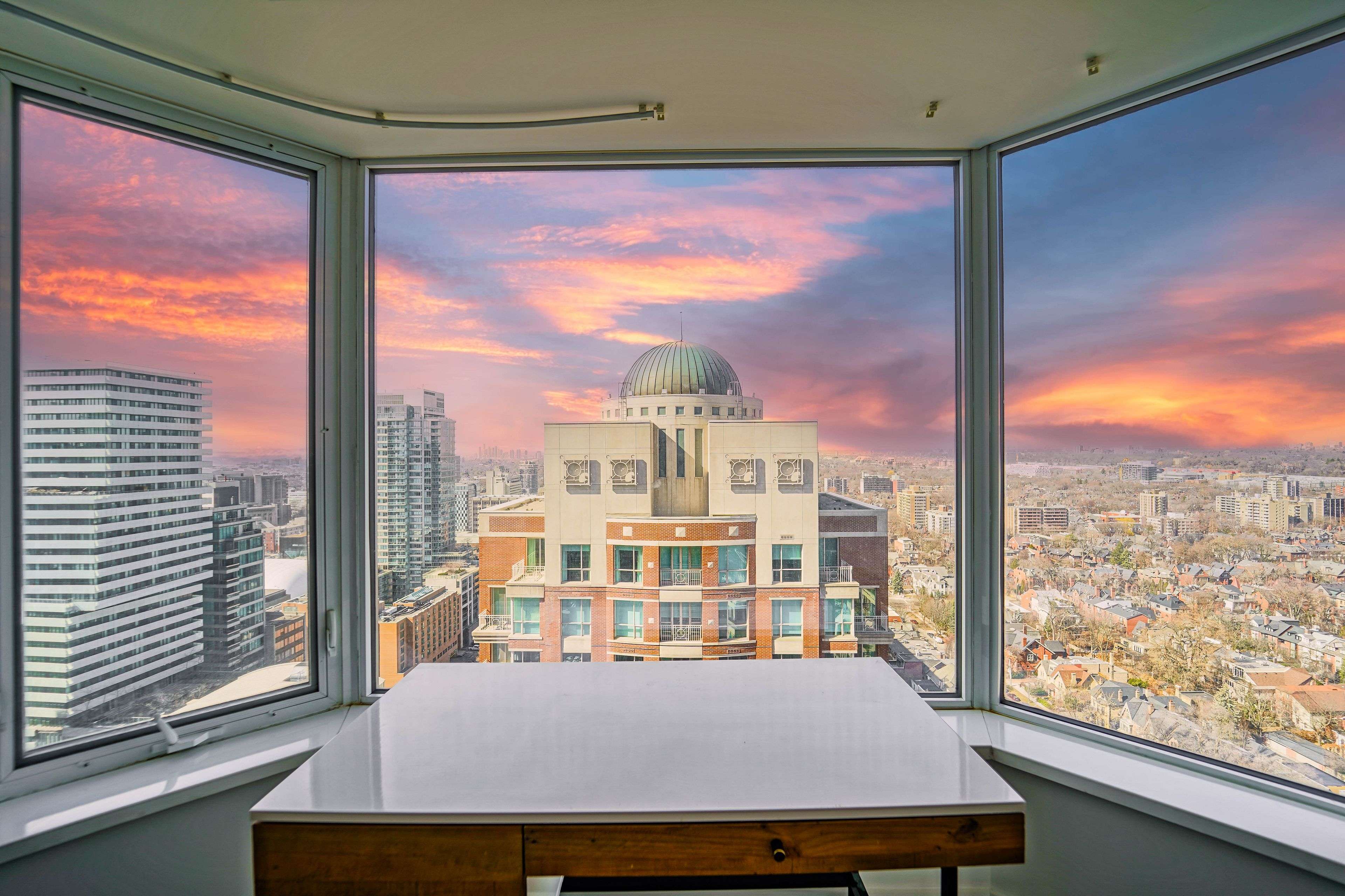 Toronto C02, ON M5R 0B4,155 Yorkville AVE #2915