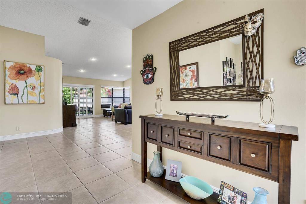 Boca Raton, FL 33428,10552 Santa Laguna Dr