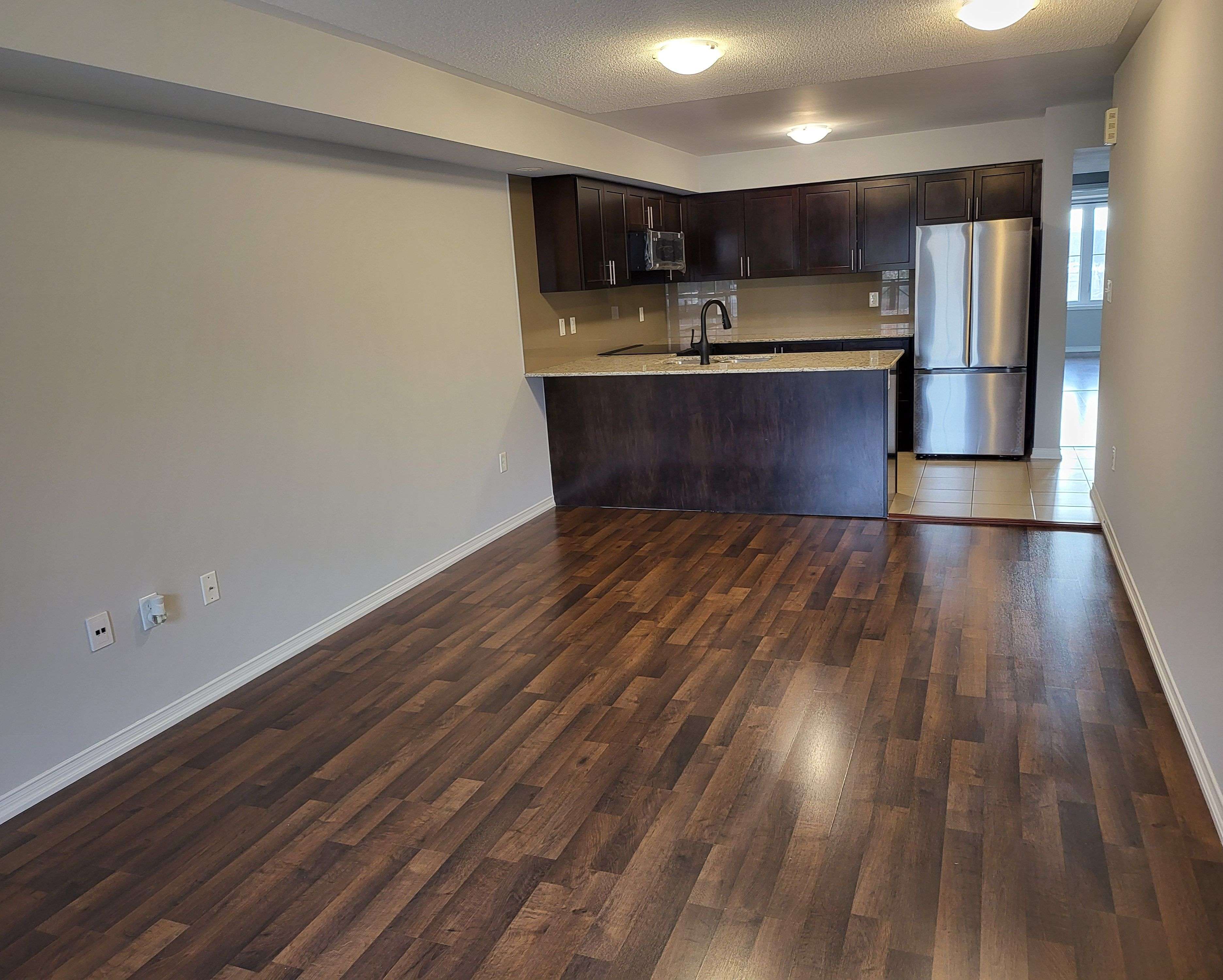 Oakville, ON L6H 0K1,2496 Post RD #6