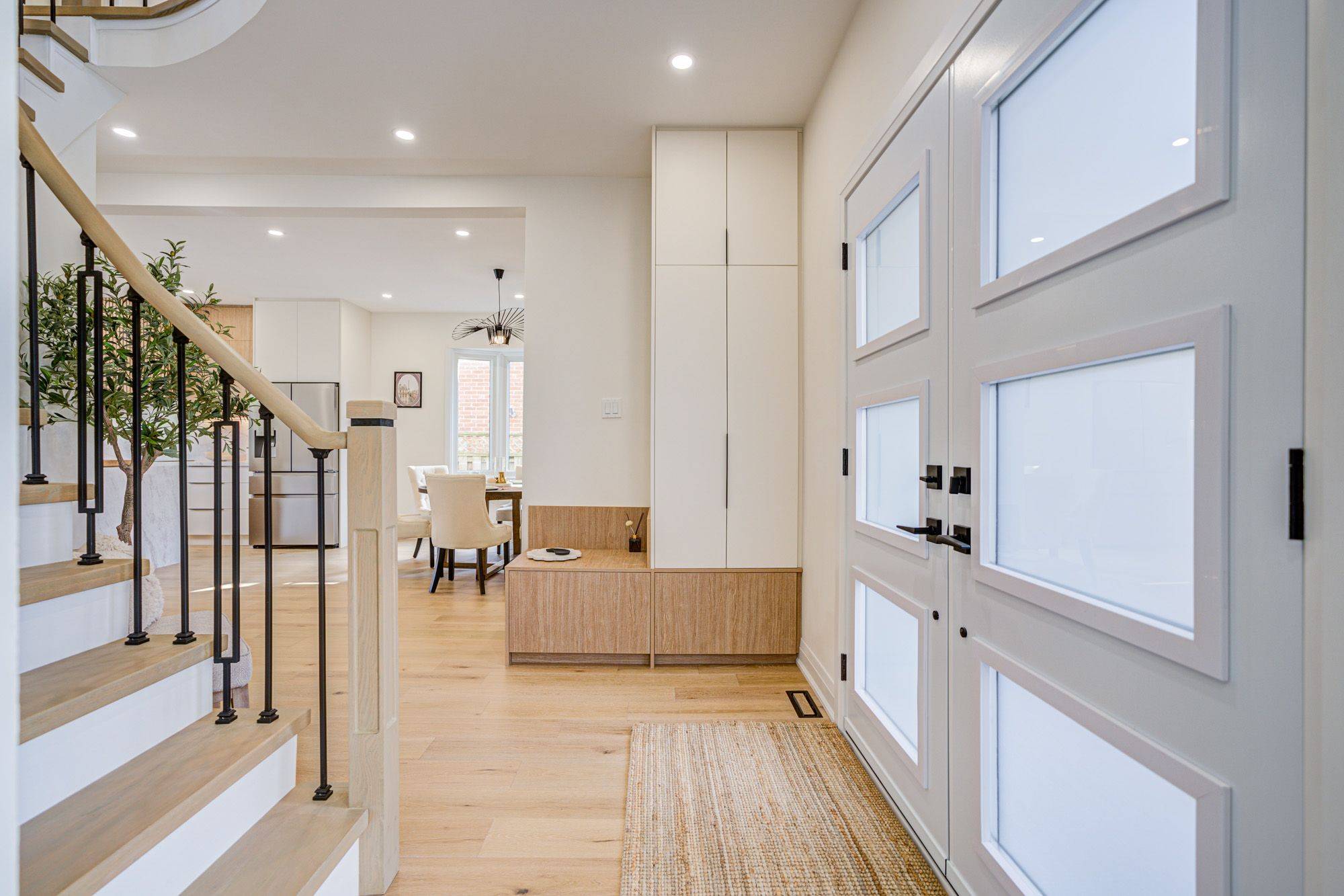 Mississauga, ON L5C 4K1,4407 Beacon LN