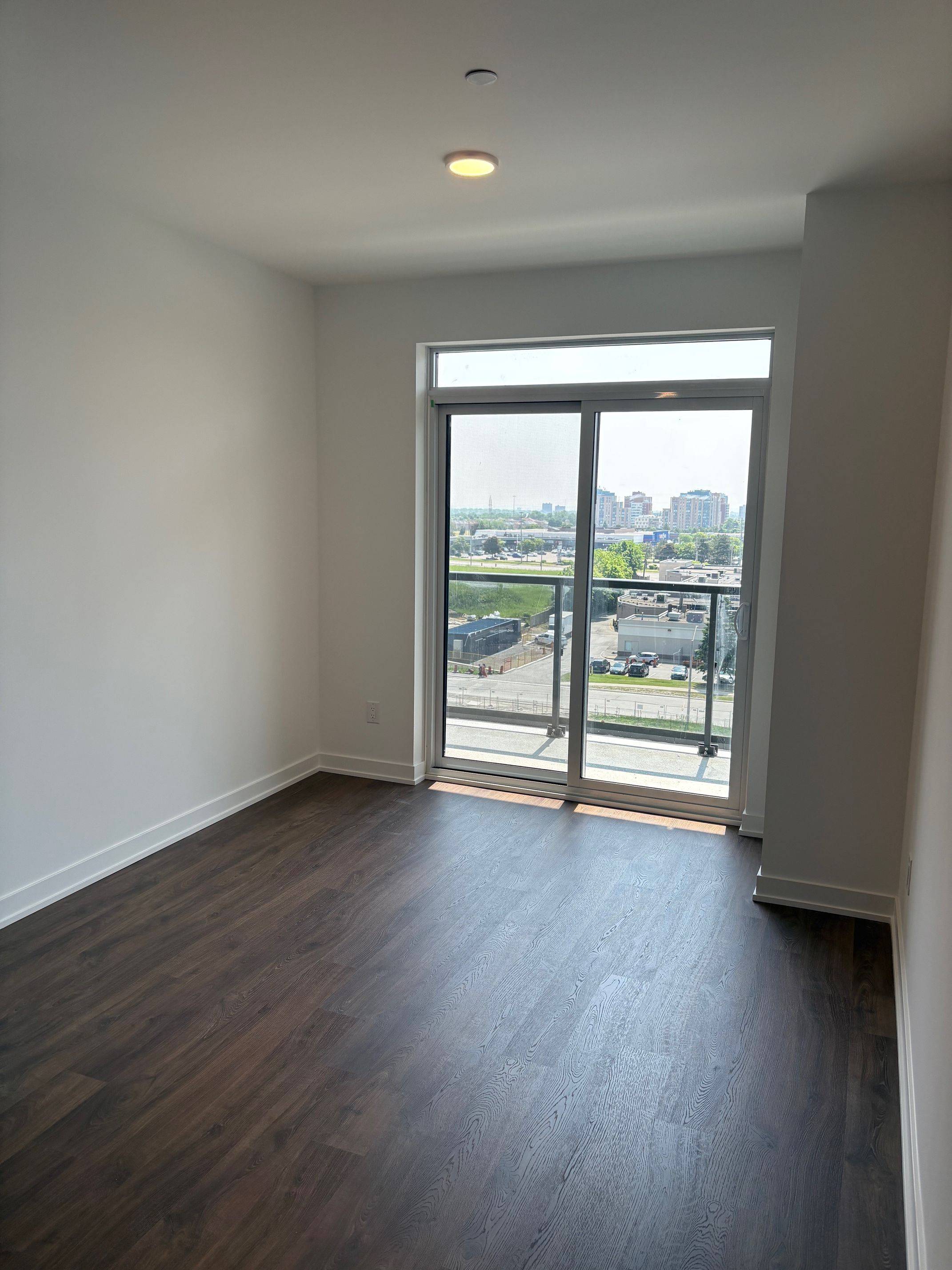 Mississauga, ON L4Z 3X7,5105 Hurontario ST #635