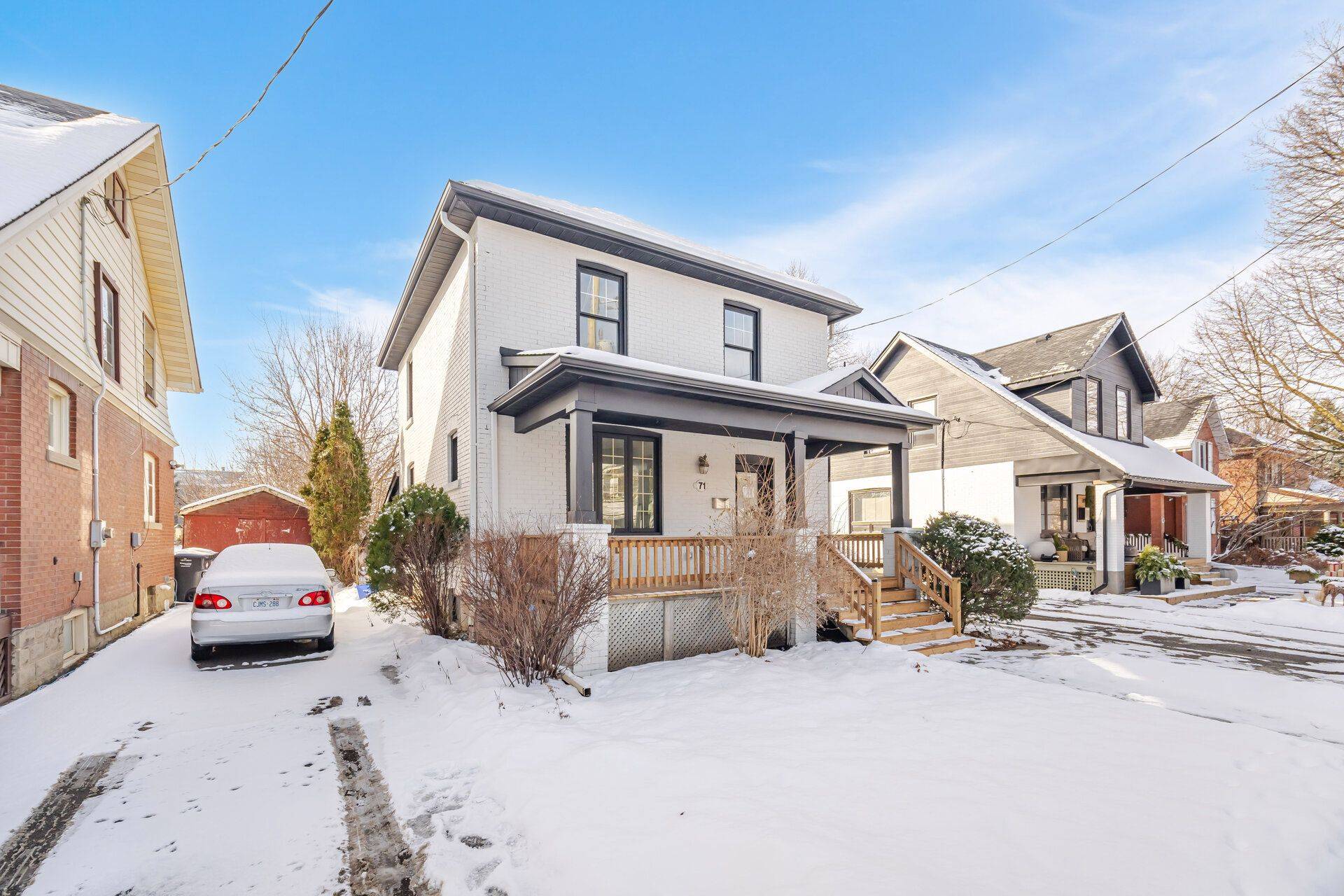 Brampton, ON L6Y 1S9,71 Mill ST S