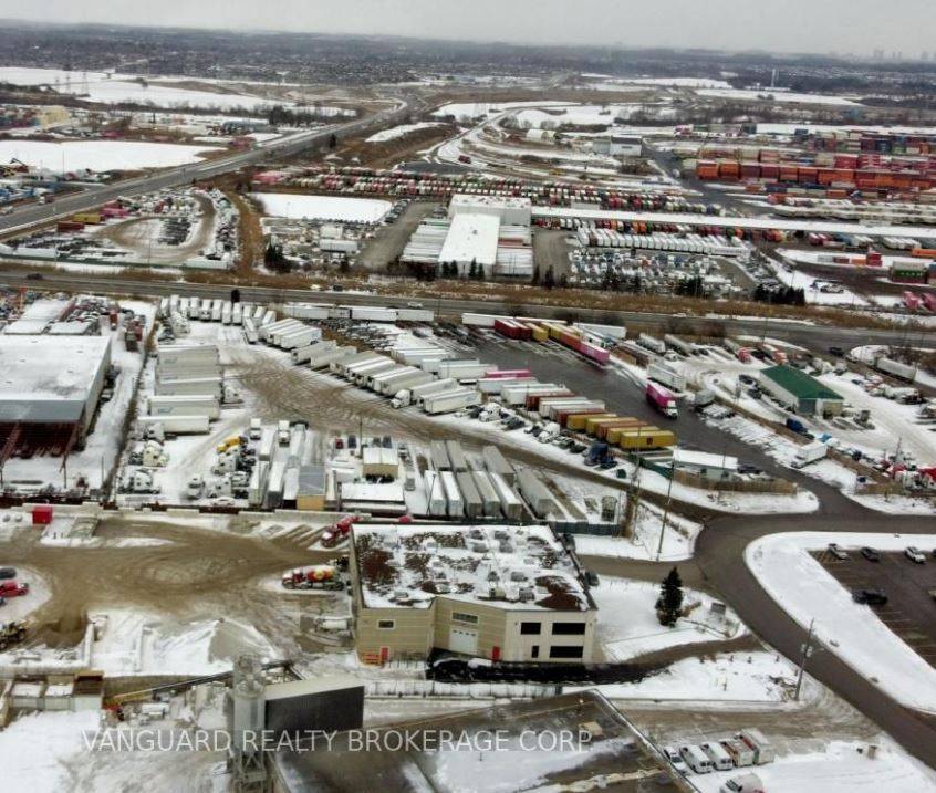 Brampton, ON L6P 0X4,8 Cadetta RD