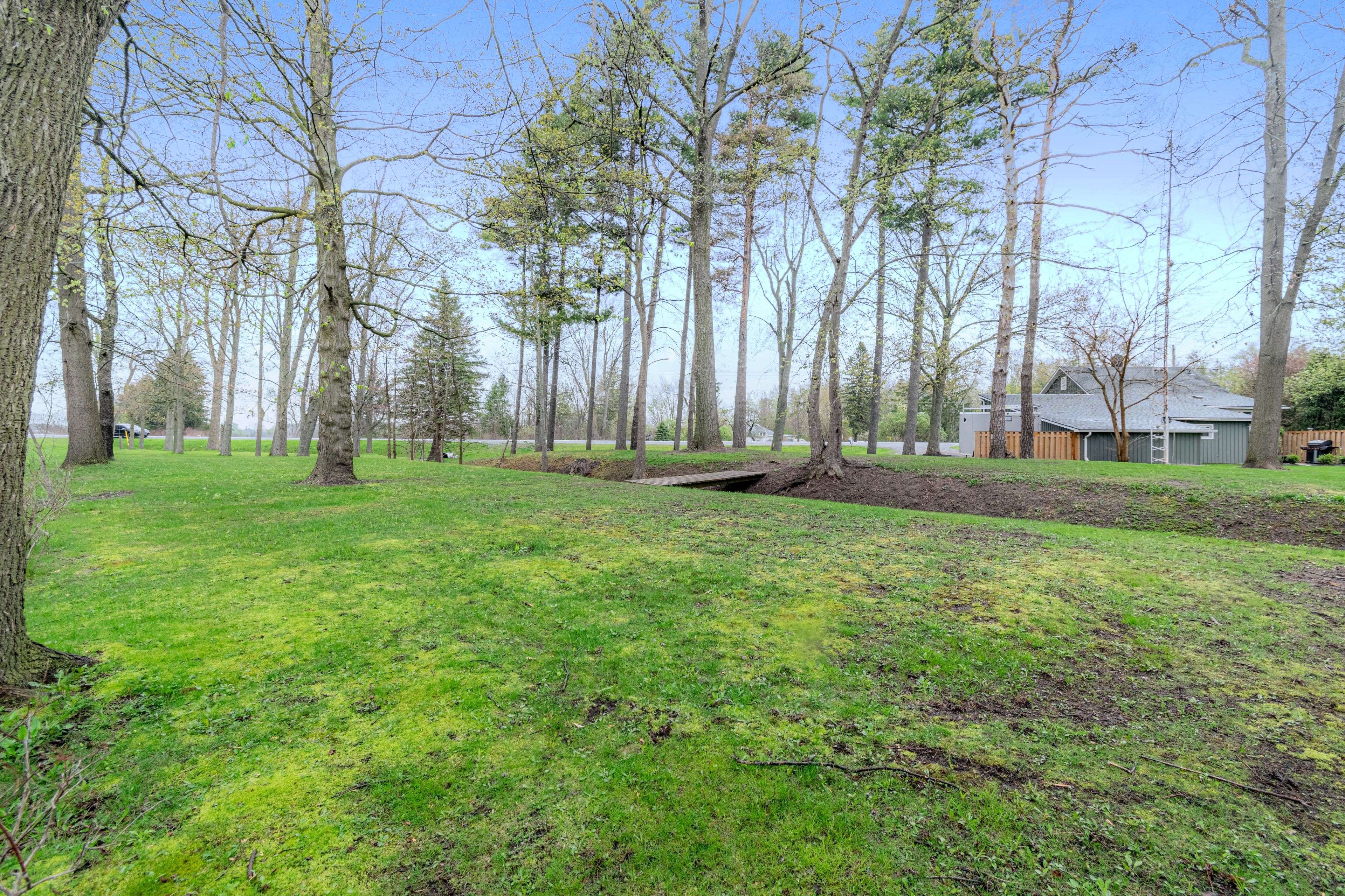 Norfolk, ON N4G 4G7,424 3 HWY