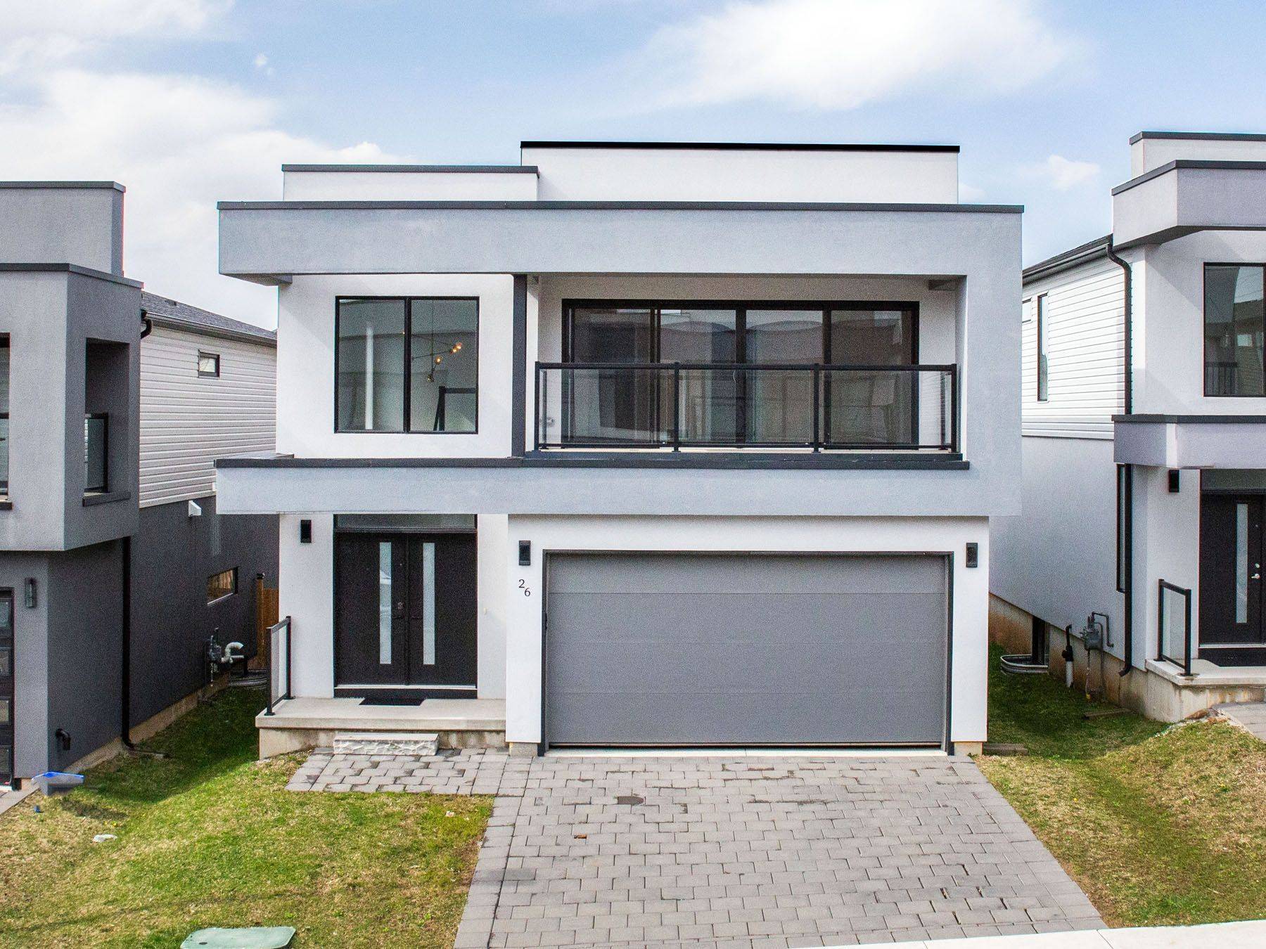 London North, ON N5X 0N5,1820 Canvas WAY #26