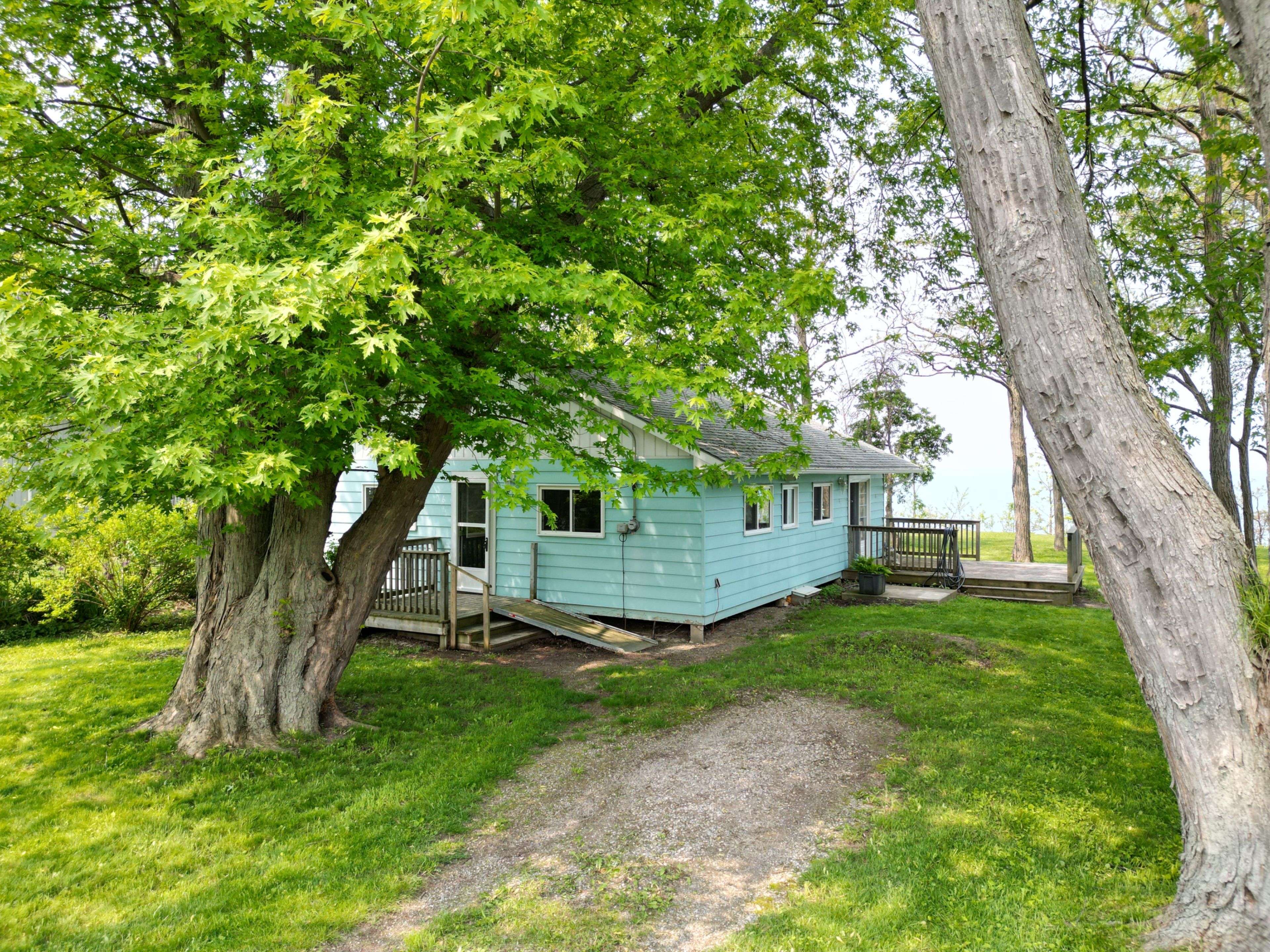 77543 Melena DR, Bluewater, ON N0M 1G0