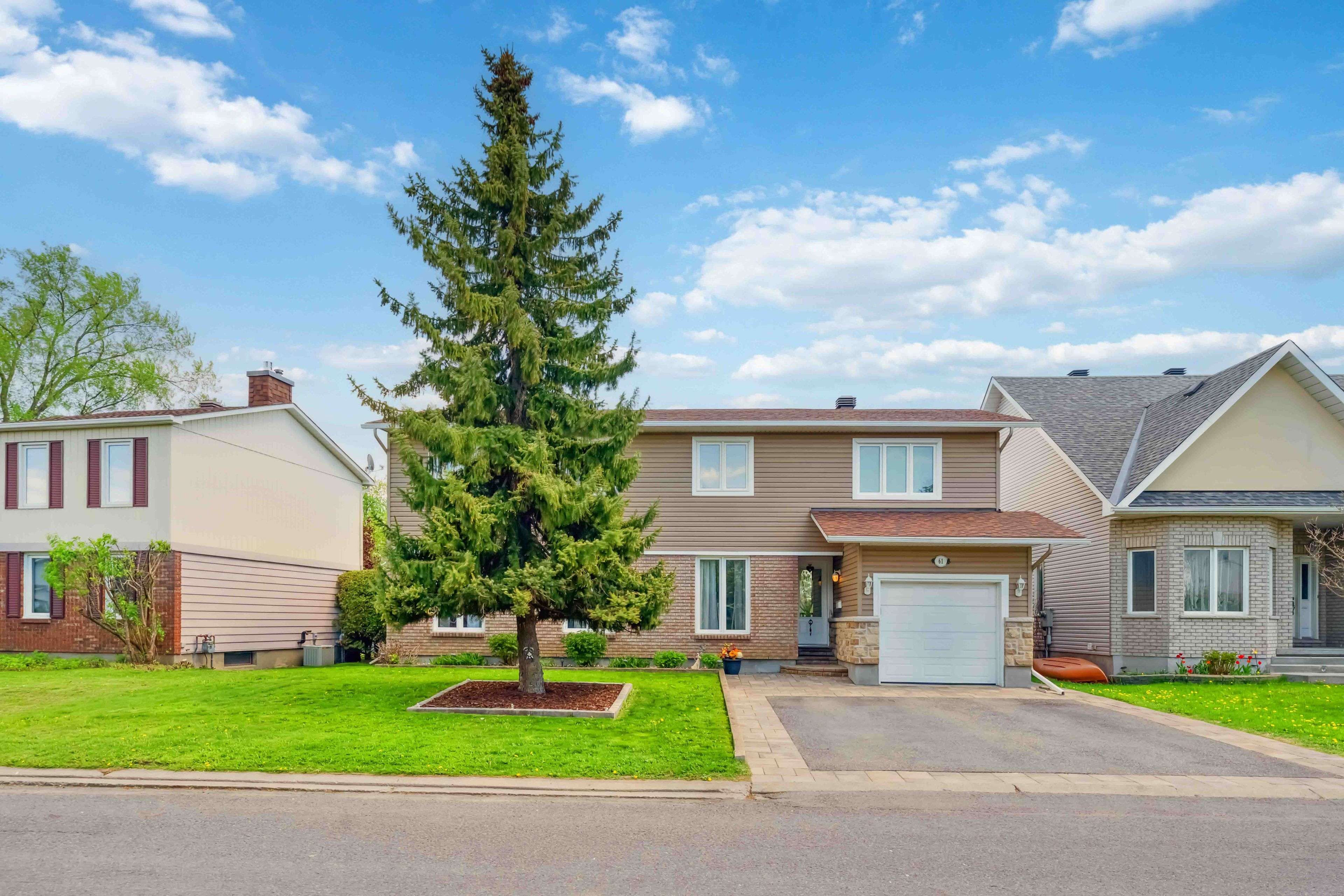 Barrhaven, ON K2J 1V3,61 Fieldgate DR
