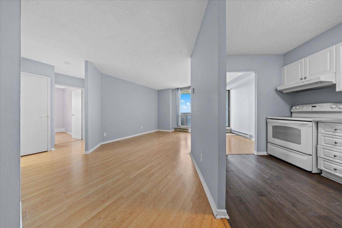 Mooneys Bay - Carleton Heights And Area, ON K2C 3L6,900 Dynes RD #2509