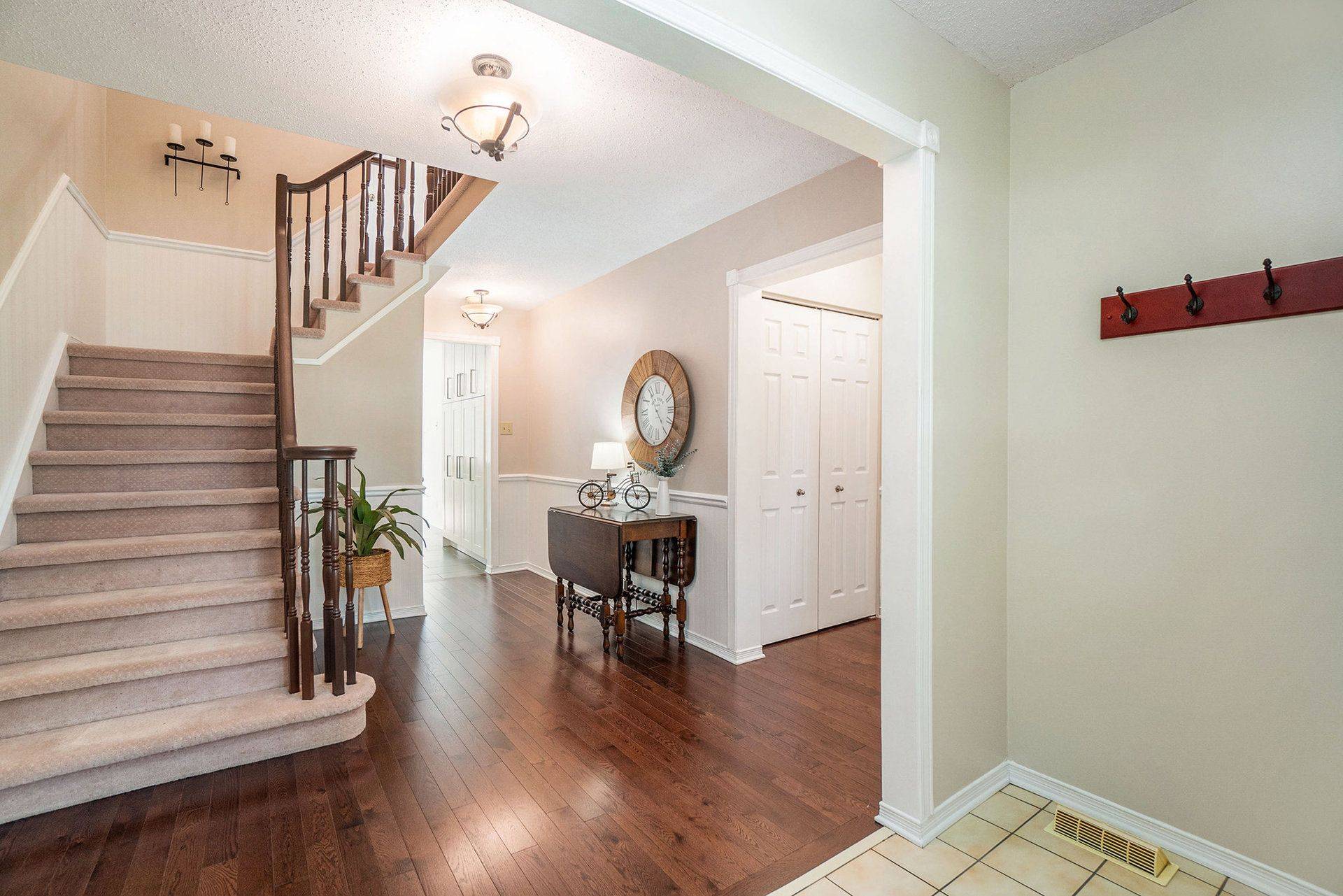 Stittsville - Munster - Richmond, ON K2S 1G7,17 Albury CRES