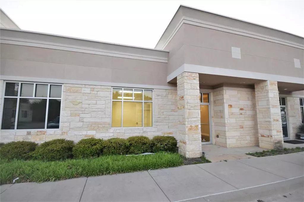 Mckinney, TX 75070,3900 S Stonebridge Drive #703