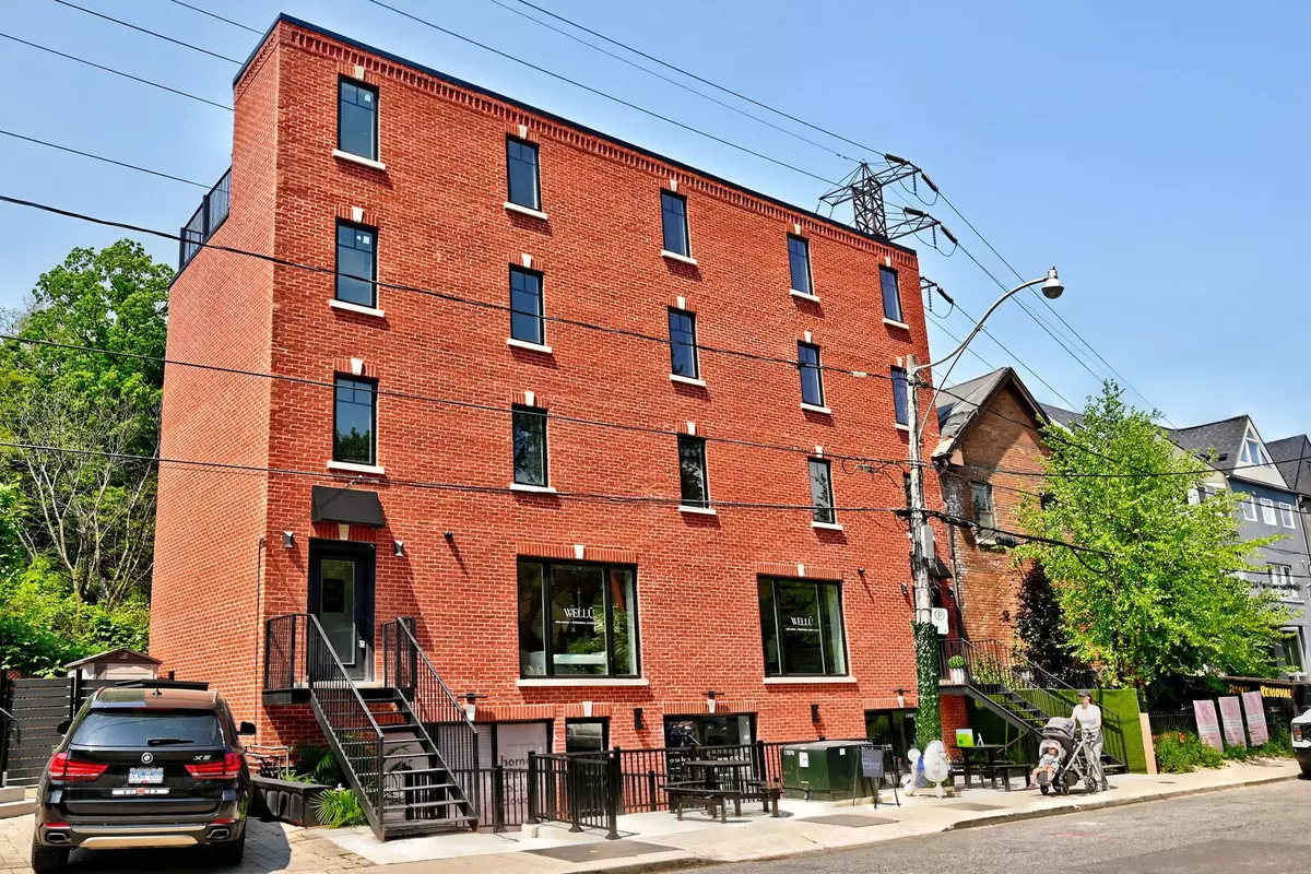 Toronto C02, ON M4W 2E4,396 Summerhill AVE N