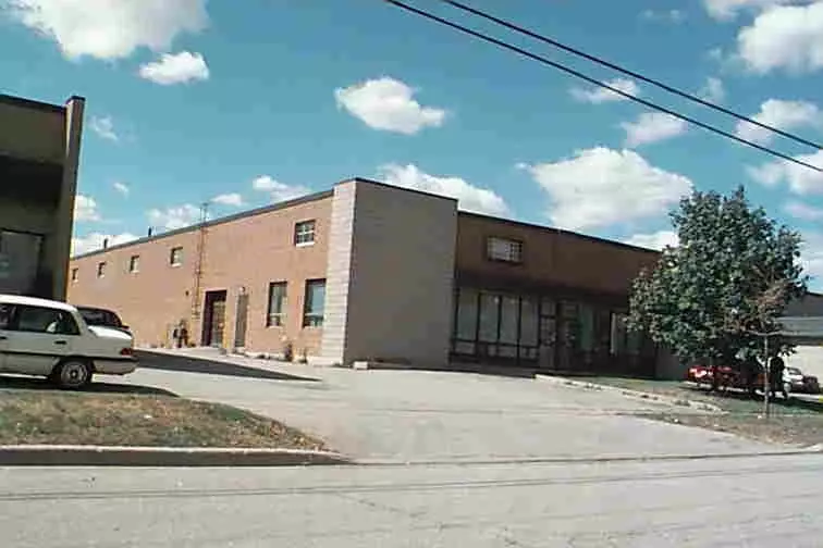 Mississauga, ON L4W 2R4,5208 everest DR