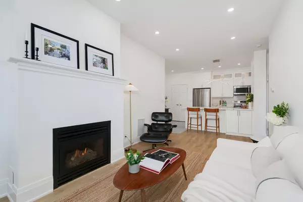 980 Yonge ST #706, Toronto C02, ON M4W 3V8