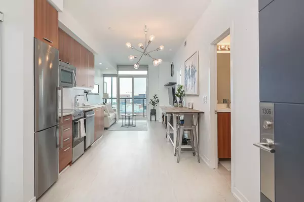 Toronto C08, ON M5S 3E6,105 George ST #1306
