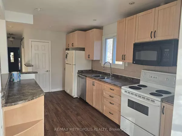 Toronto E09, ON M1G 3J8,38 Copping RD #Main