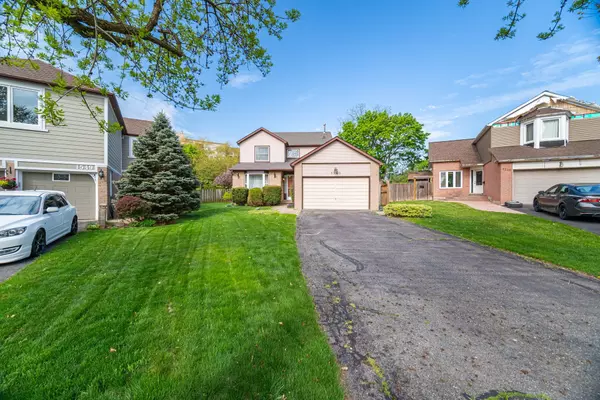 Oakville, ON L6M 1Y7,1545 Greenbriar DR