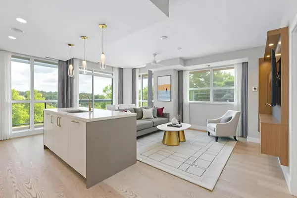 Mississauga, ON L5J 0B1,1575 Lakeshore RD #227