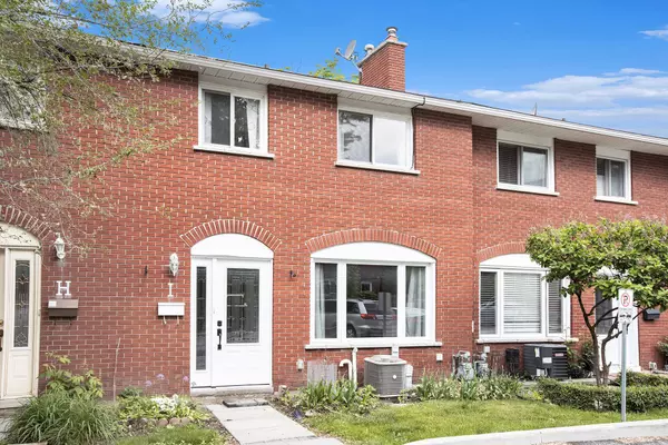 2967 Richmond RD #I, Britannia Heights - Queensway Terrace N And Area, ON K2B 6S6