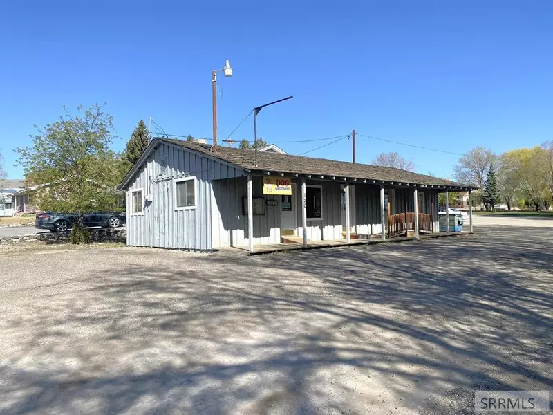 120 Hwy 93, Challis, ID 83226