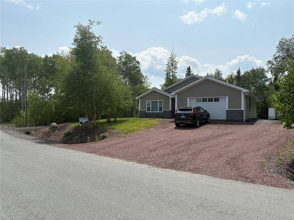 4 Old Briton Crescent, Lewisporte, NL A0G 3A0