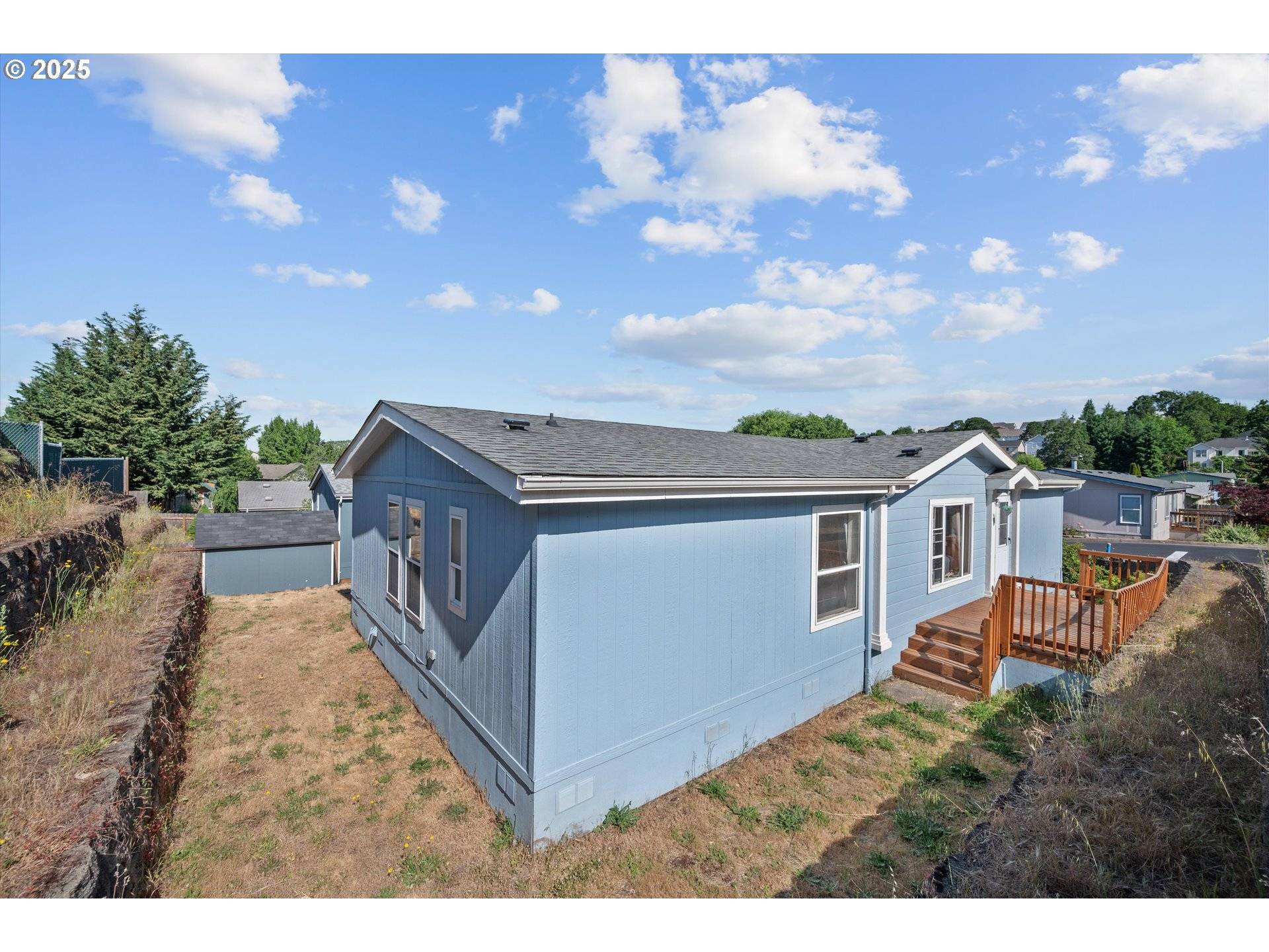 Salem, OR 97306,2155 ROBINS LN SE #43