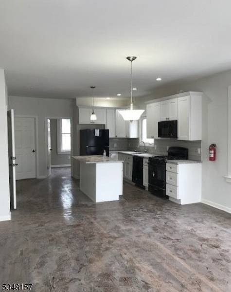 Roselle Boro, NJ 07203,1033 Frank St 1 Floor