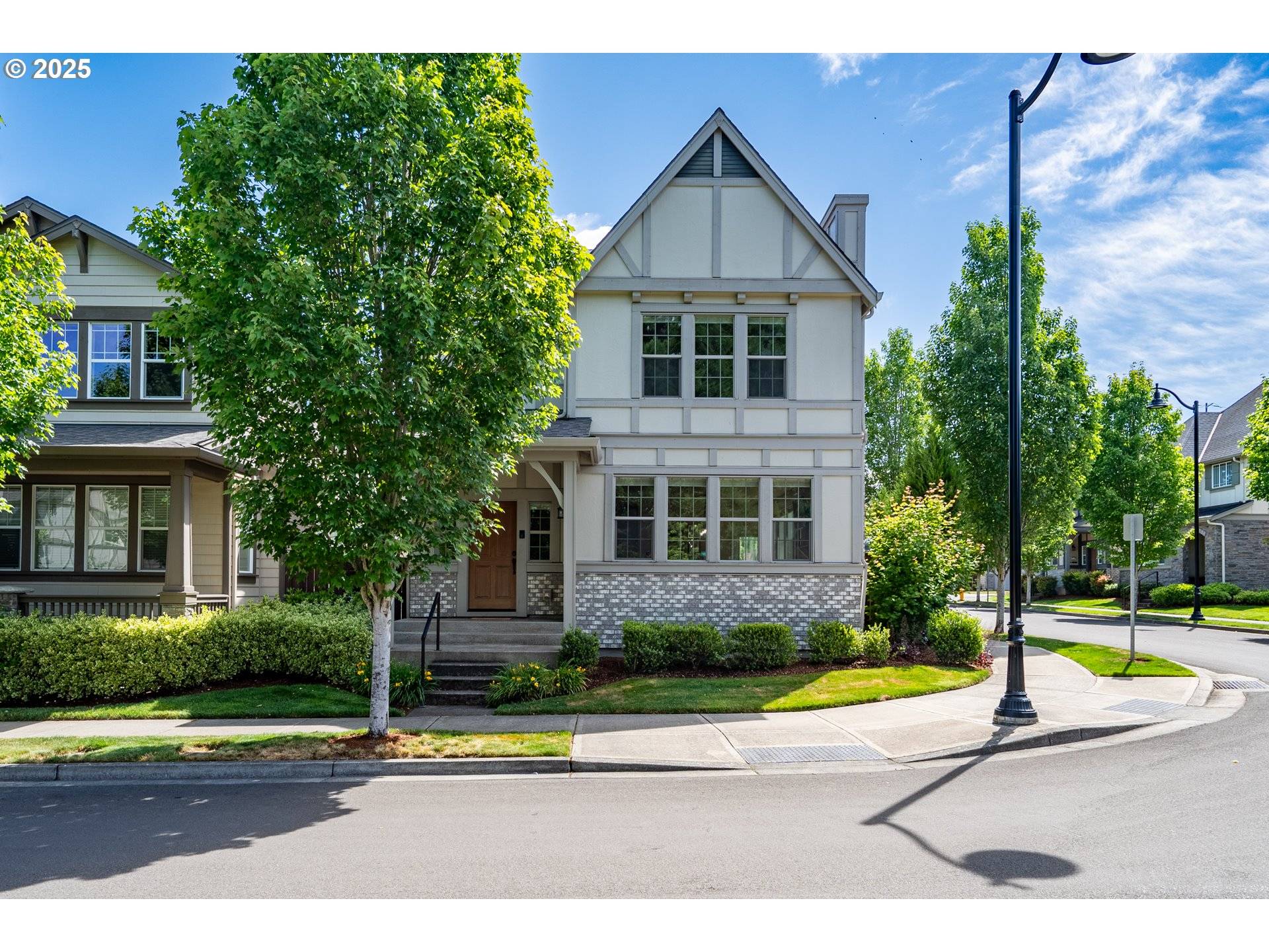 410 NE 76th AVE, Hillsboro, OR 97124