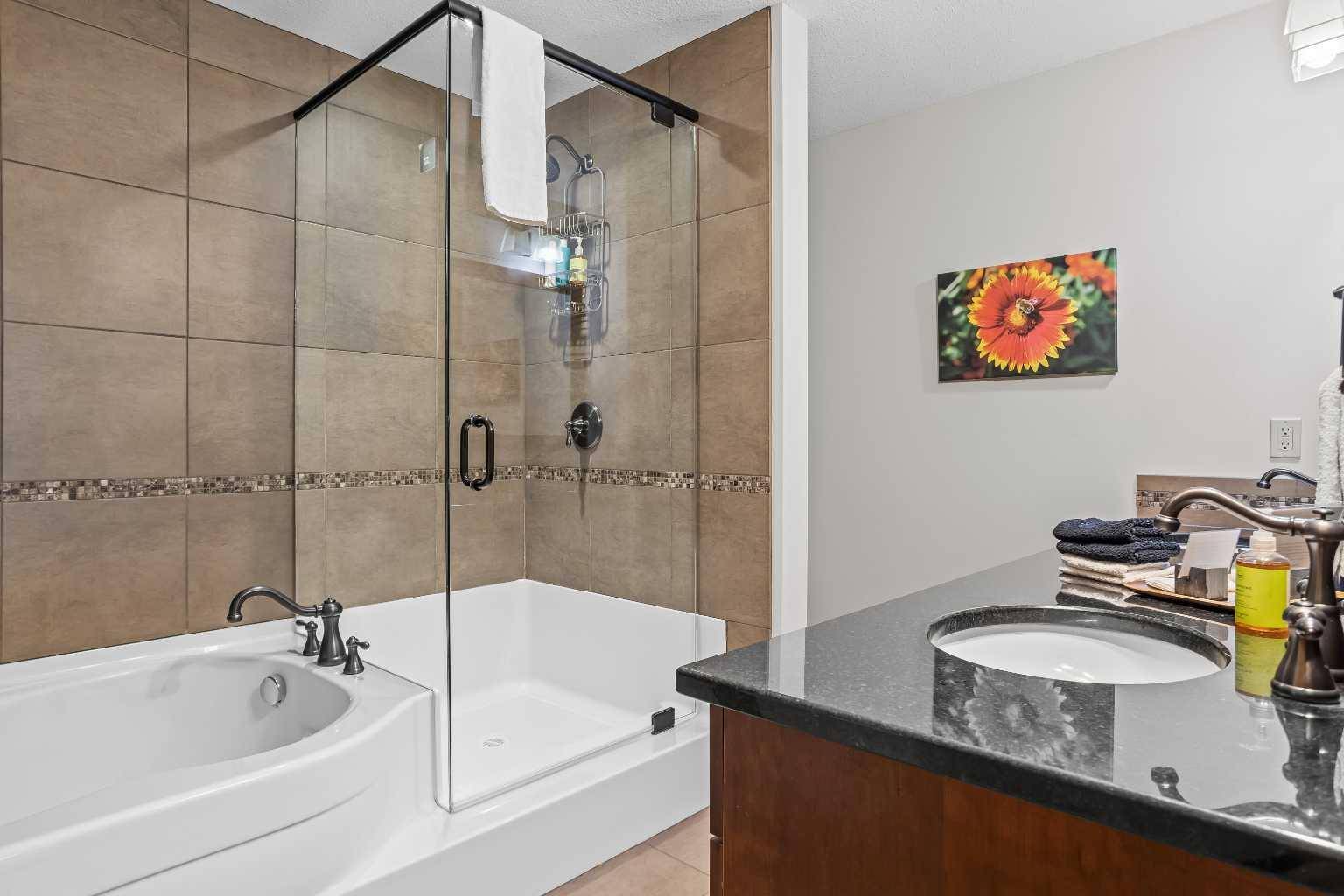 Canmore, AB T1W 0G8,379 Spring Creek DR #107