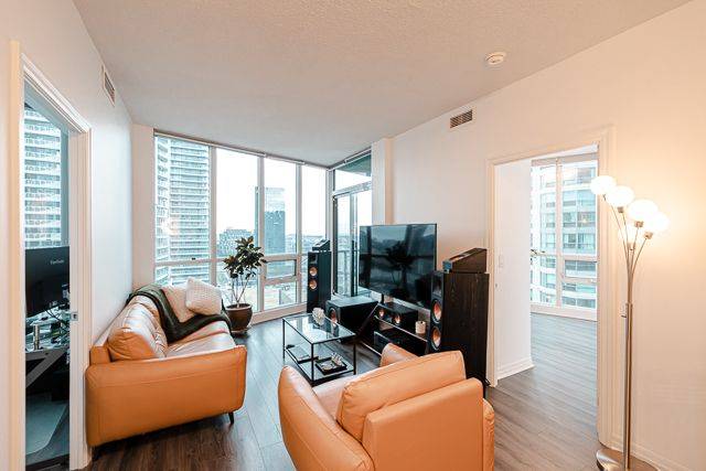 12 Yonge ST #2204, Toronto C01, ON M5E 1Z9