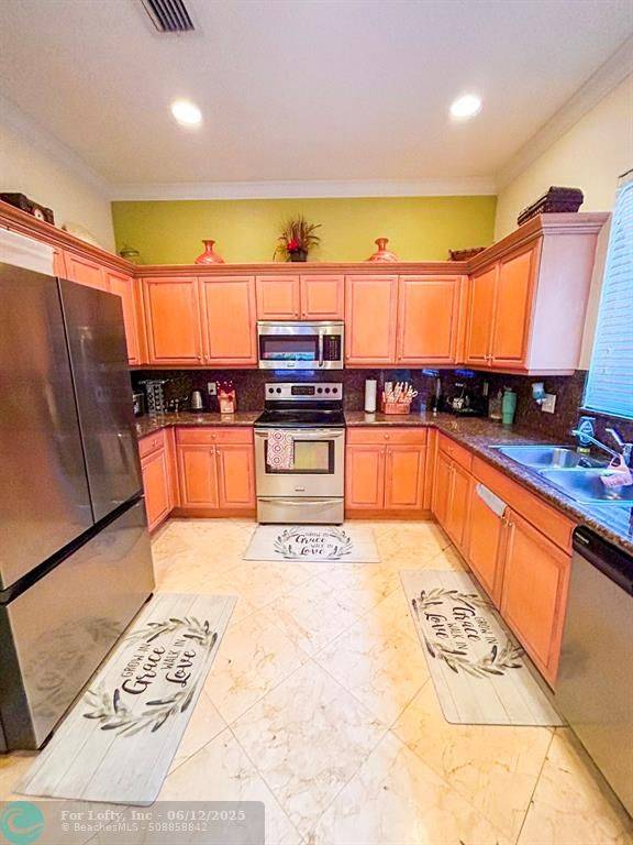 Miramar, FL 33027,12481 SW 42nd St