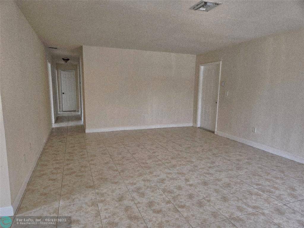 Fort Lauderdale, FL 33313,1800 NW 55th Ave  #3U