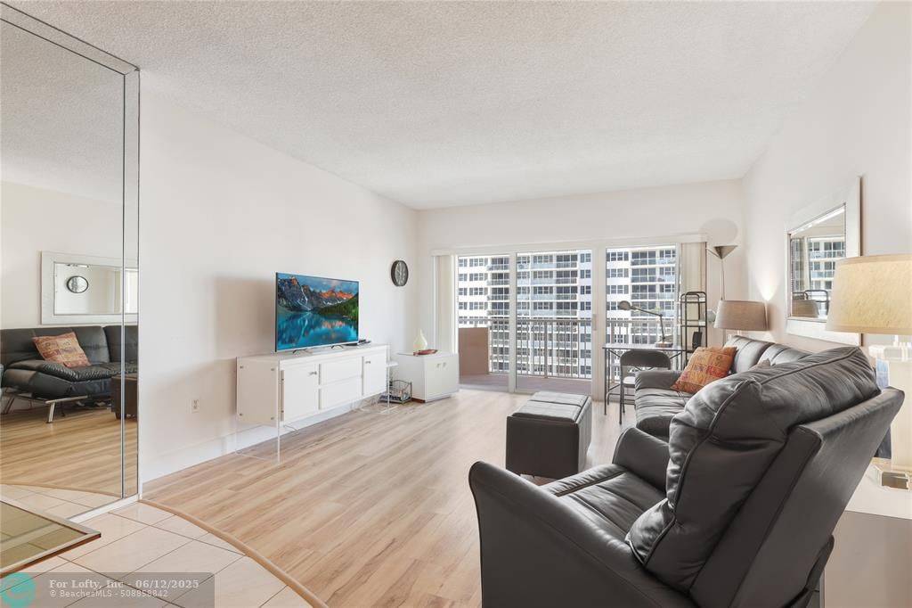 Hallandale Beach, FL 33009,1980 S Ocean  #10C