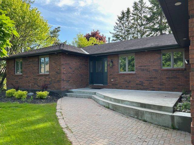 Springwater, ON L0L 1X1,46 Holloway LN