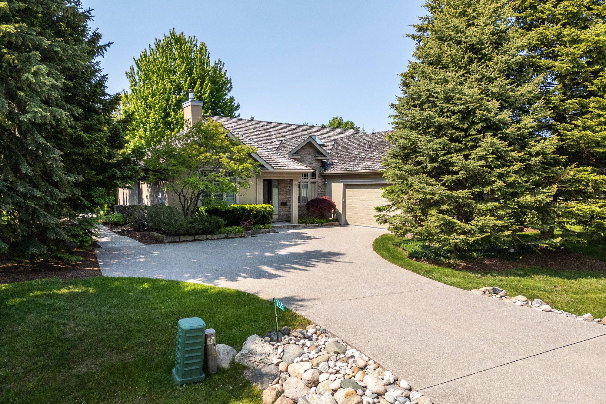 135 Augusta CRES, Blue Mountains, ON L9Y 0K7