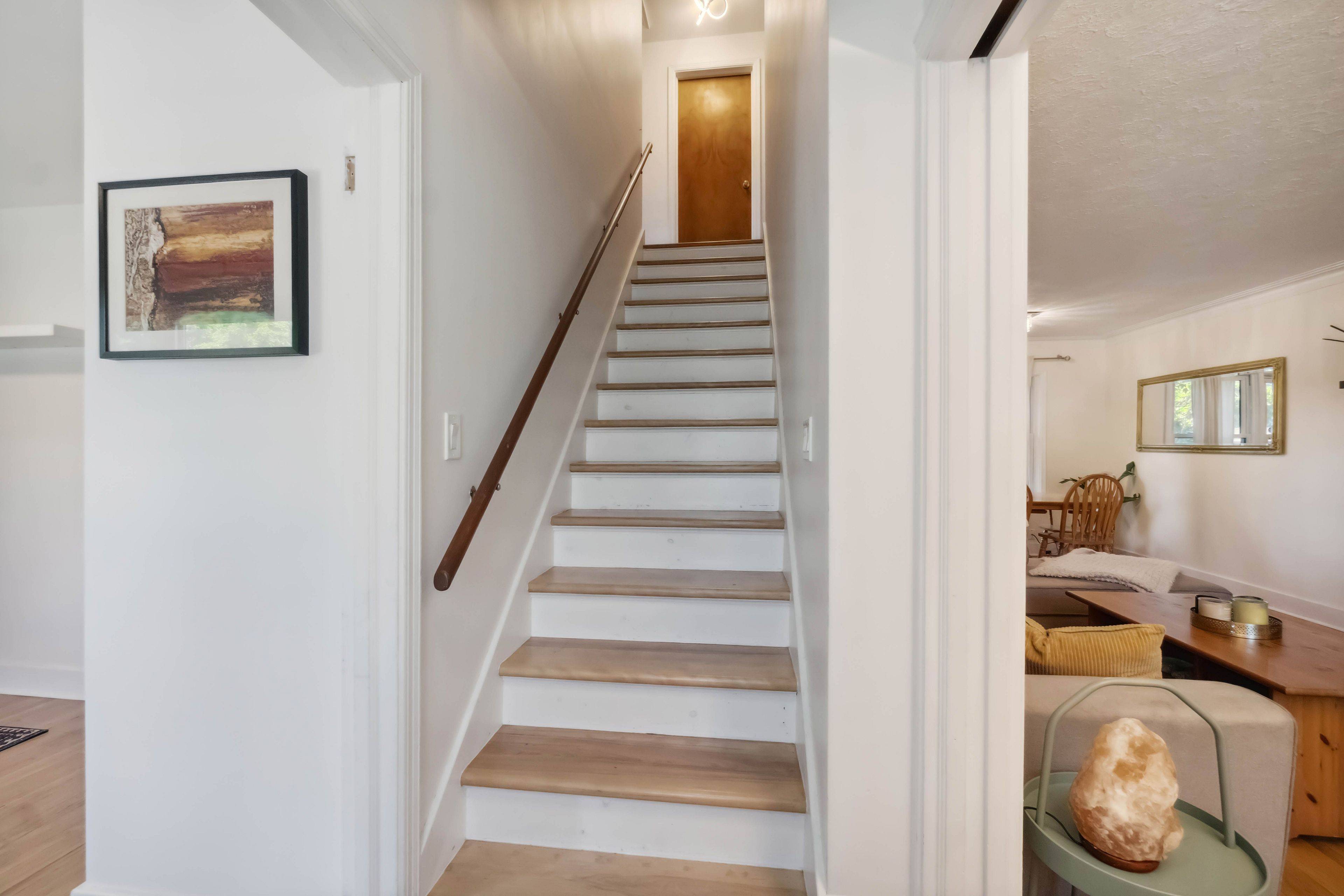 Alta Vista And Area, ON K1G 0J7,1617 Dorion AVE