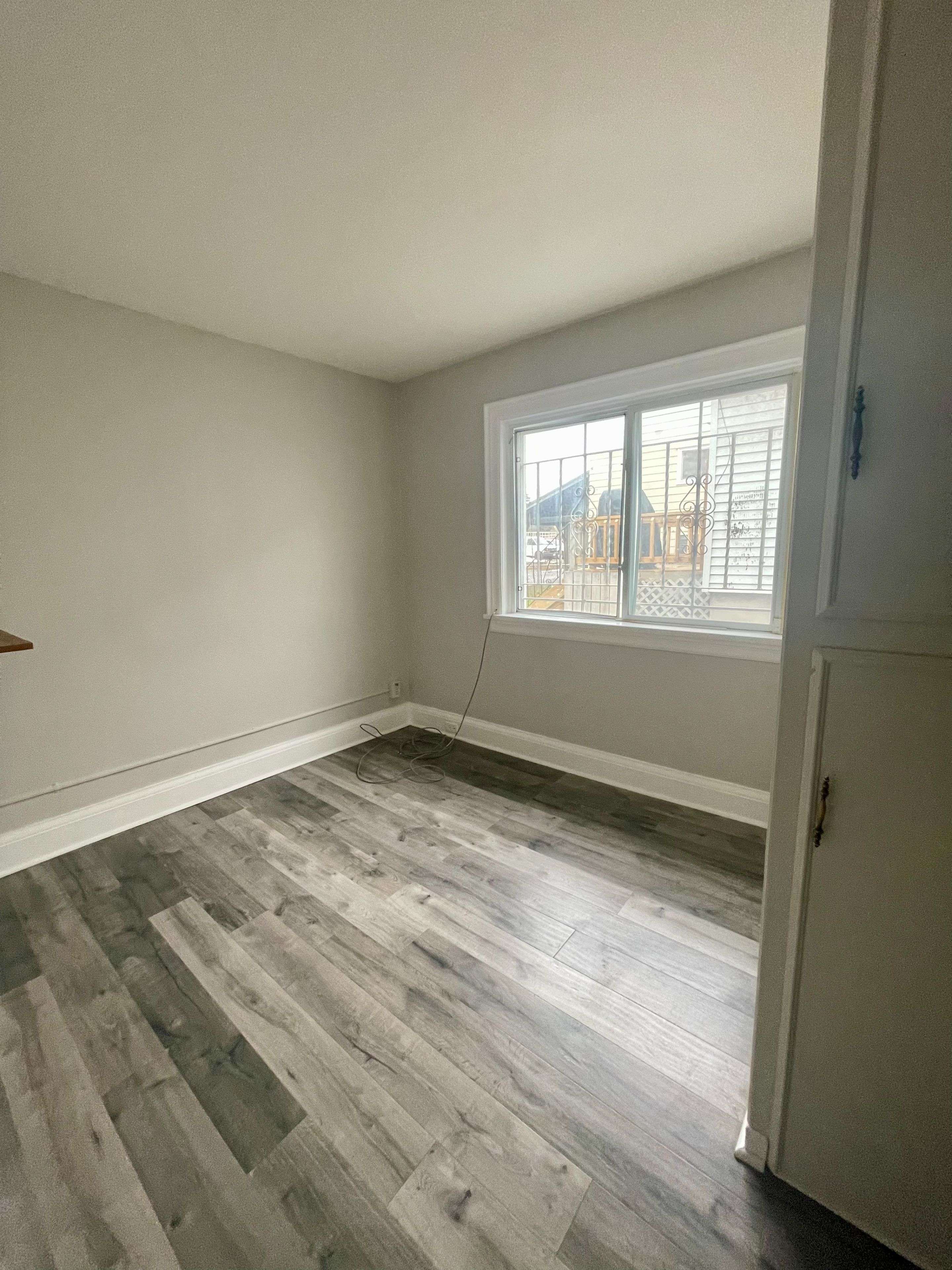 Belleville, ON K8P 3J2,322 Coleman ST