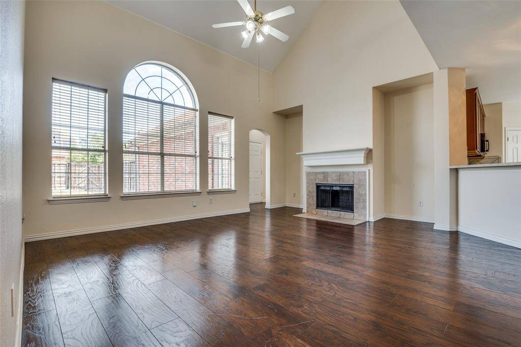 Desoto, TX 75115,1213 Summerside Drive