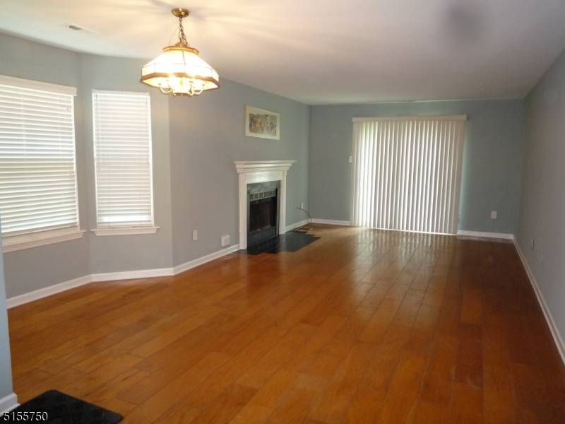 Franklin Twp., NJ 08873,75 Oswestry Way